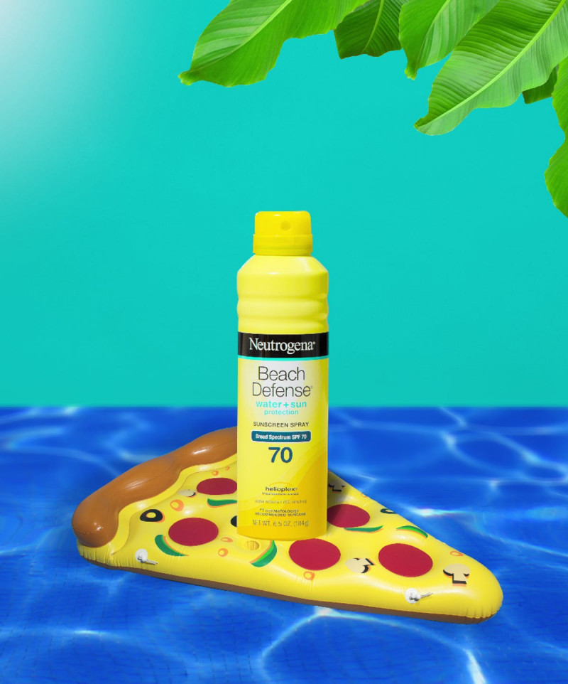 Đúng là đặc biệt dành cho đi biển, độ SPF của Neutrogena Beach Defense Sunscreen Body Lotion lên đến 70, khả năng bảo vệ làn da dưới nắng đáng tin cậy.