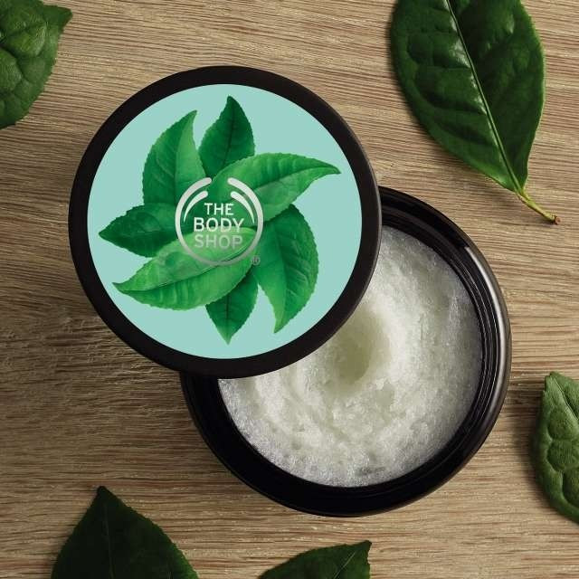 Tẩy Tế Bào Chết Cho Da Đầu The Body Shop Fuji Green Tea Cleansing Hair Scrub