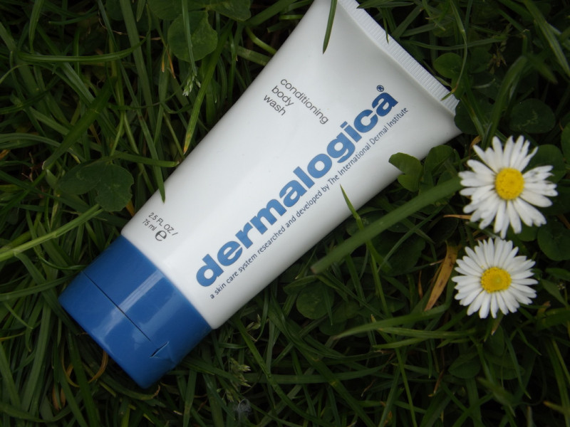 Kem tẩy tế bào chết Dermalogica Exfoliating Body Scrub