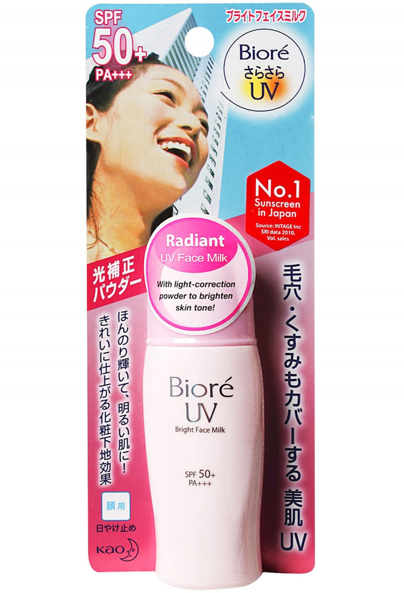 Kem chống nắng Biore UV Bright Face Milk chứa thành phần chống nắng tự nhiên gồm Kẽm Oxit, Titan Oxit, những chất này chỉ thấy trong sản phẩm chống nắng vật lý.