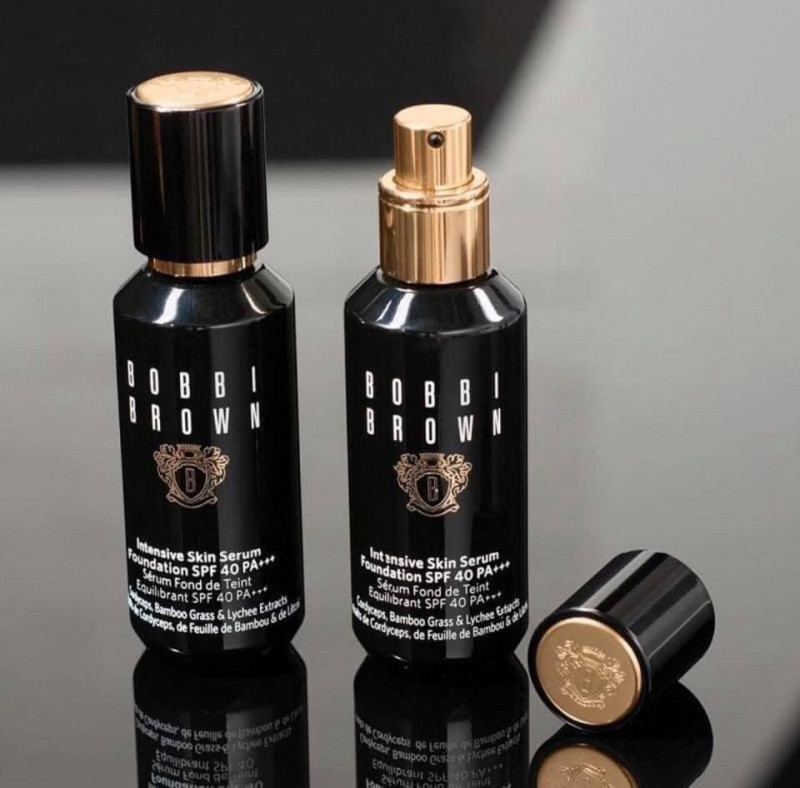 Bobbi Brown Skin Nourishing Glow Foundation