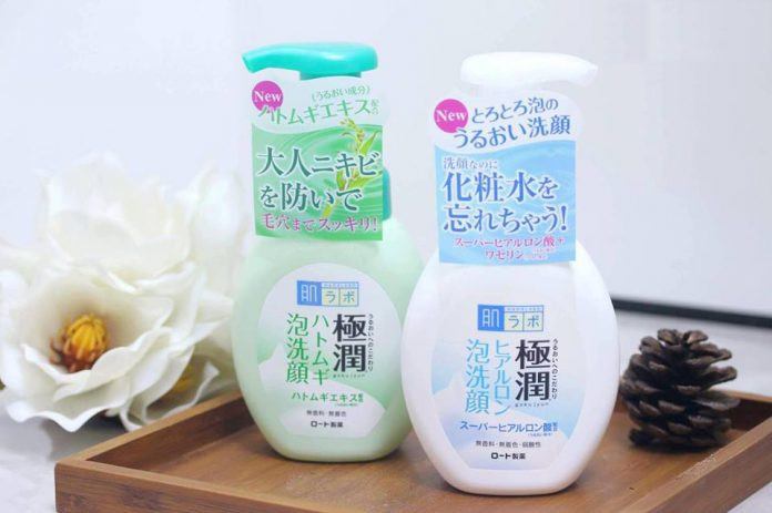 Sửa rửa mặt Hada Labo Gokujyun Hatomugi/Hyaluronic Acid Bubble Face Wash
