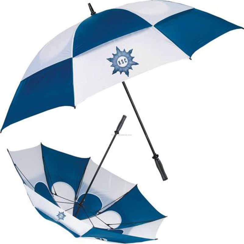 Cung cấp những món tiện lợi hữu ích nên tại I.M Away không thể thiếu những chiếc ô cho mùa mưa bão