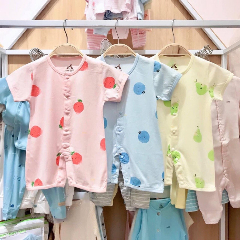 Quần áo dành cho bé tại Tiny Shop
