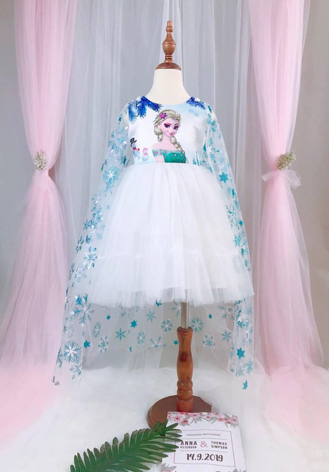 Mẫu đầm công chúa cho bé gái tại Tiny Shop