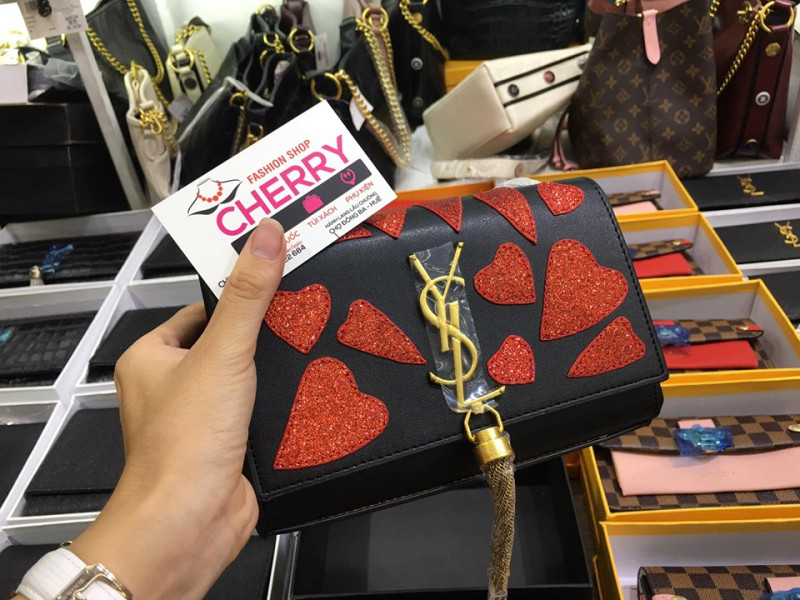 Cherry Fashion Shop