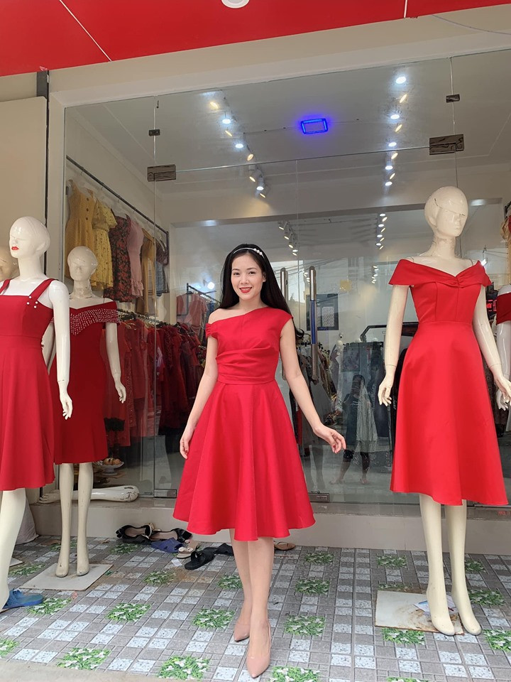 Shop cho thuê Minh Trang Shop đa dạng trong các mặt hàng của mình từ đầm dự tiệc, đầm dạ hội, đầm thiết kế cho các chị em có nhu cầu