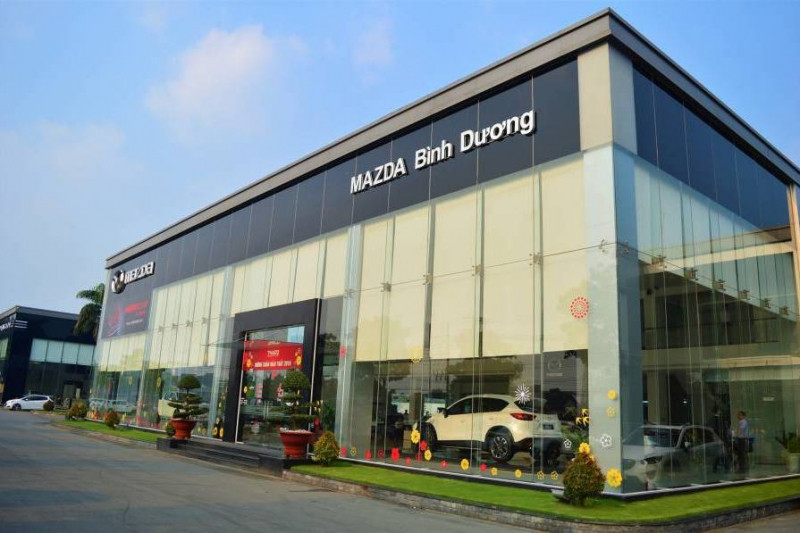 Showroom Mazda Bình Dương