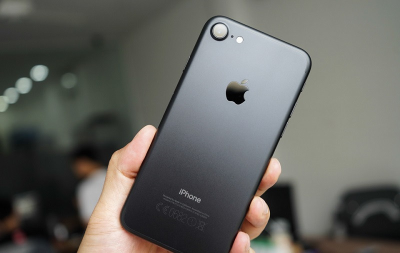 Điện thoại iPhone 7 32GB