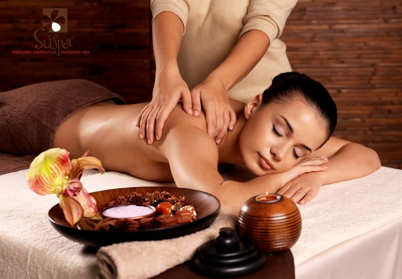 Sứ Spa - Phương pháp Massage bằng đá nóng