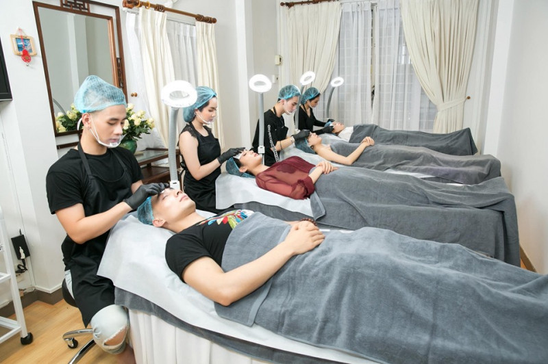 Phương Uyên Spa đã từ lâu là địa chỉ quen thuộc, uy tín và là địa chỉ yêu thích được rất nhiều chị em Hải Phòng lựa chọn trong việc chăm sóc sắc đẹp.