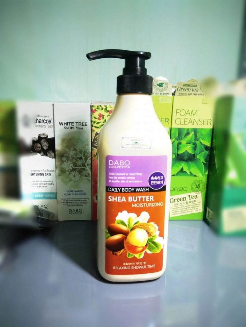 Sữa tắm DABO là một loại sữa tắm có tác dụng phục hồi hư tổn và dưỡng ẩm cho làn da khô