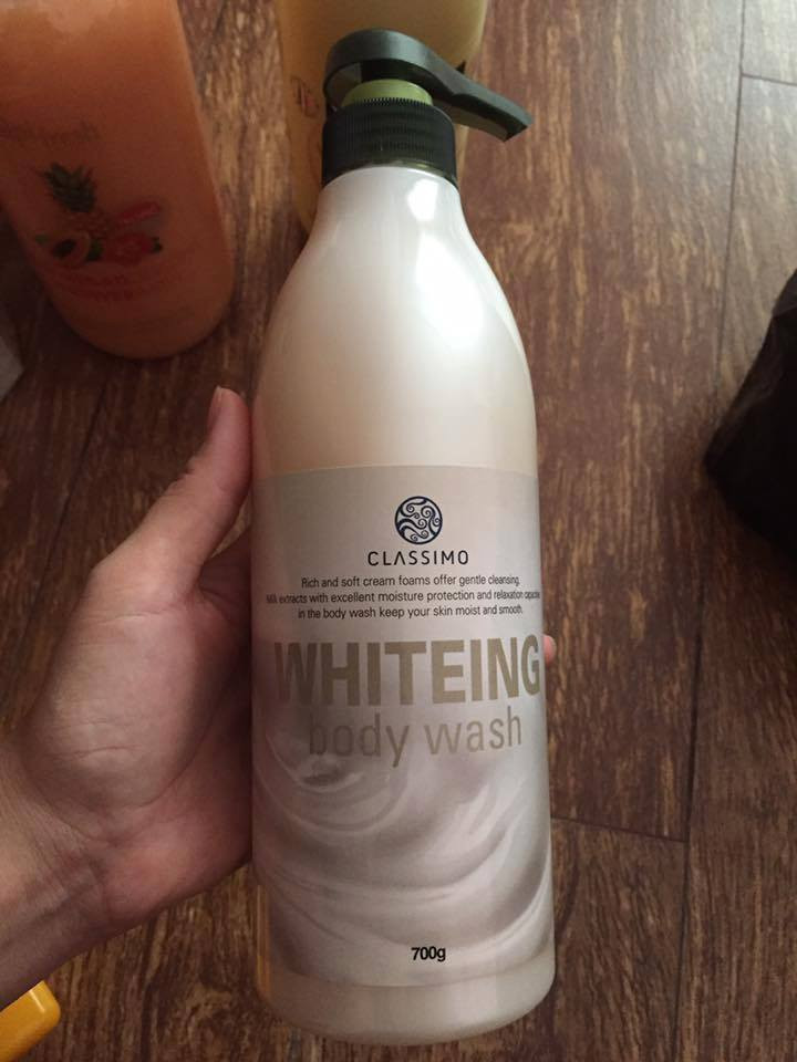 Sữa Tắm Dưỡng Trắng Da - 700ml Whitening Body Wash