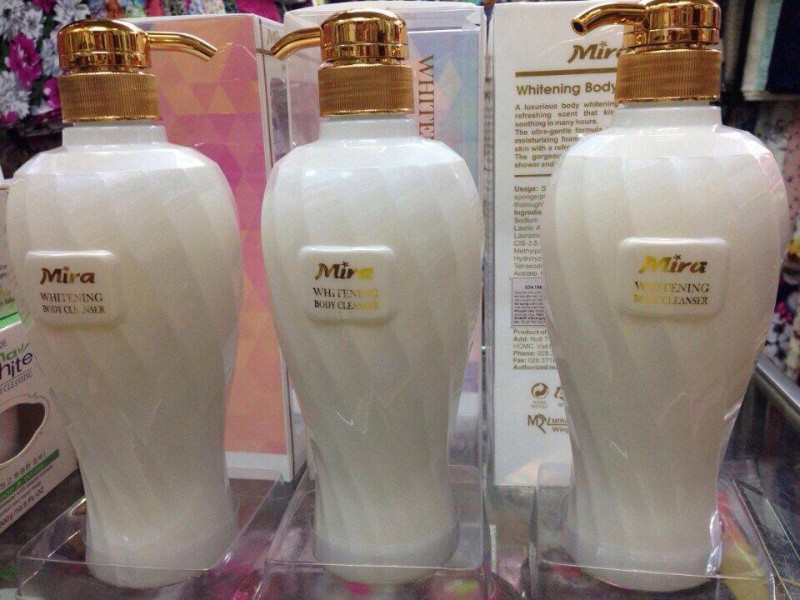 Sữa tắm trắng da MIRA WHITENING BODY CLEANSER