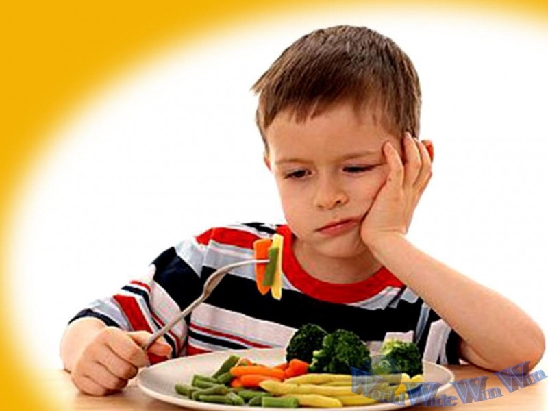 Sử dụng thuốc kháng sinh là một trong nguyên nhân dẫn đến trẻ biếng ăn