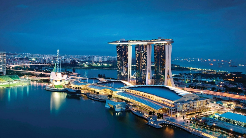 Thành phố Singapore lộng lẫy, kì ảo về đêm
