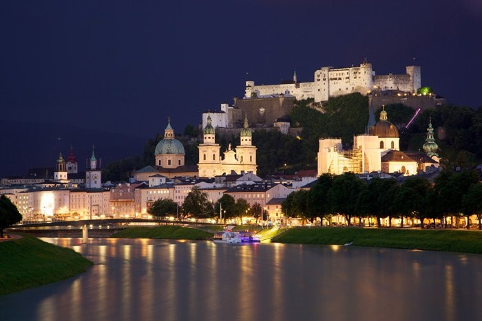 Ai thích không gian tĩnh mịch có thể ngắm nhìn Salzburg từ một góc xa xa.