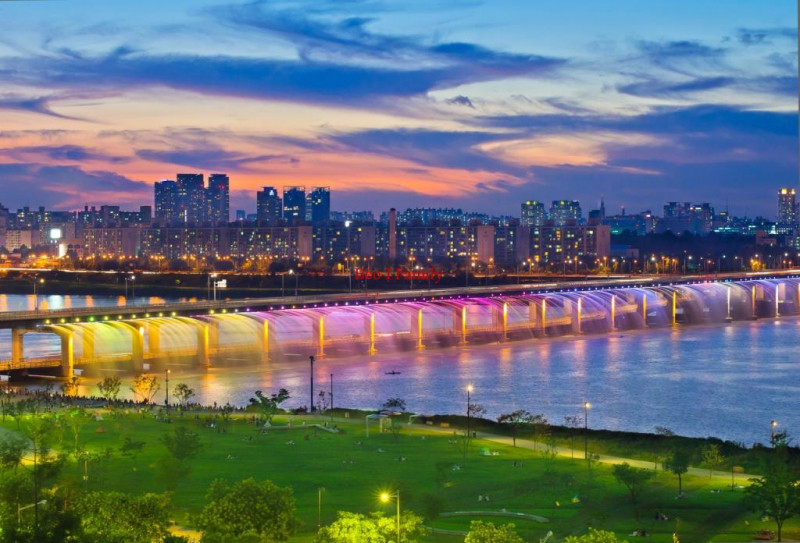 Cầu Banpo - Biểu tượng du lịch Seoul (Hàn Quốc)