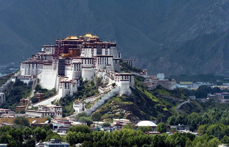 Lhasa là thủ phủ của Tây Tạng