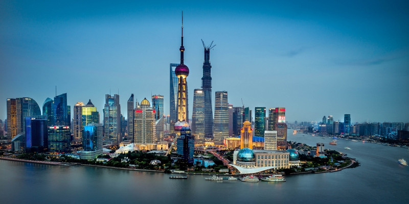 Oriental Pearl Tower là niềm tự hào của người dân Thượng Hải
