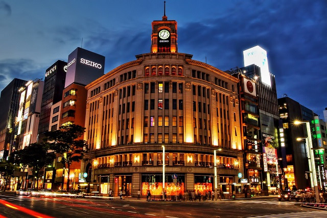 Ginza là khu mua sắm sang trọng bậc nhất tại Tokyo