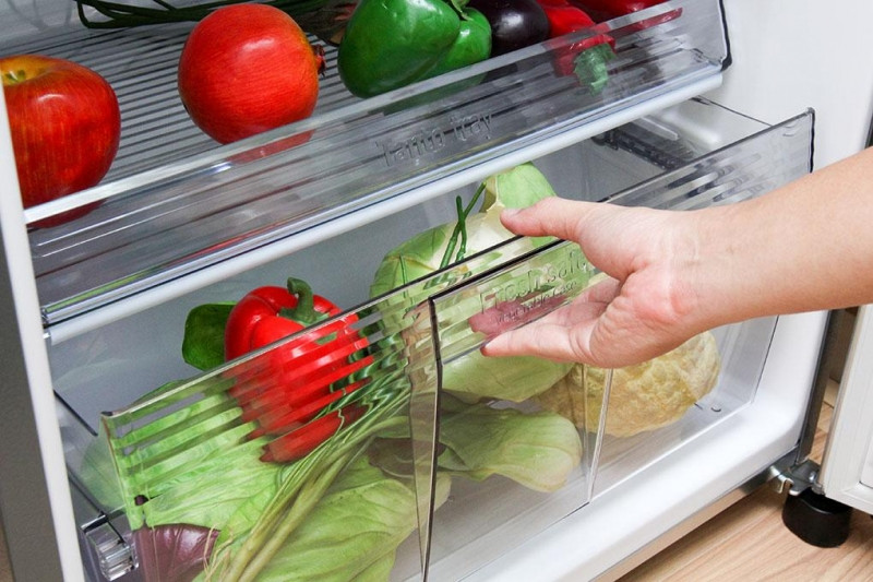 Nên làm sạch rau sống trước khi cho vào tủ lạnh