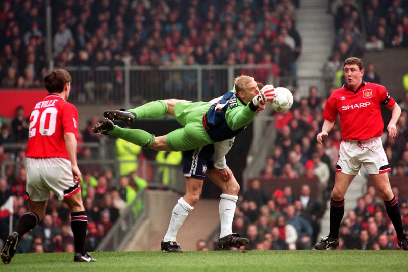 Peter Schmeichel trong màu áo Manchester United