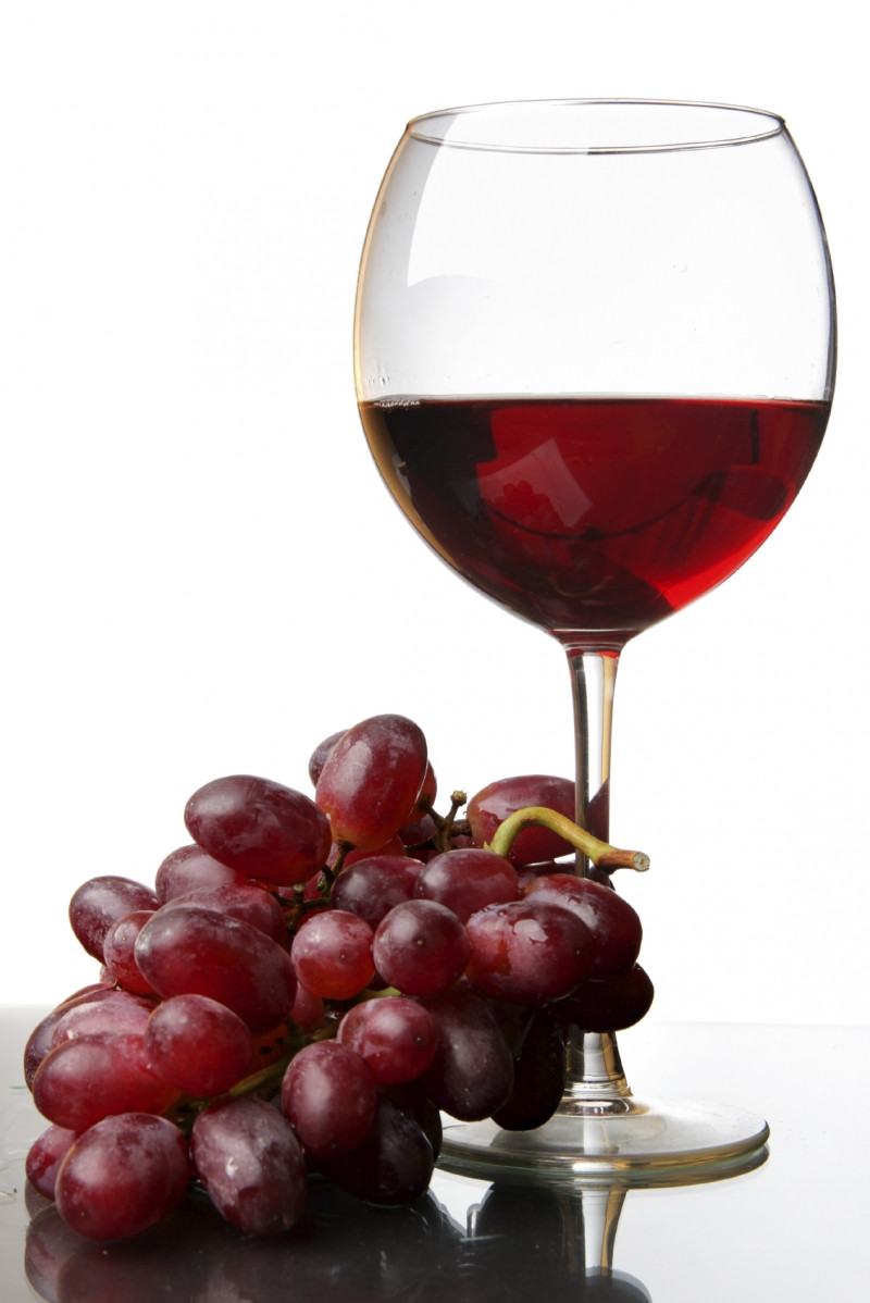 Rượu vang/nước ép nho đã được khoa học chứng minh có tác dụng cải thiện trí nhớ, chống lão hóa