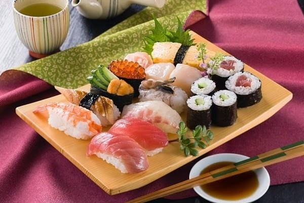 Sushi có thể gây sảy thai