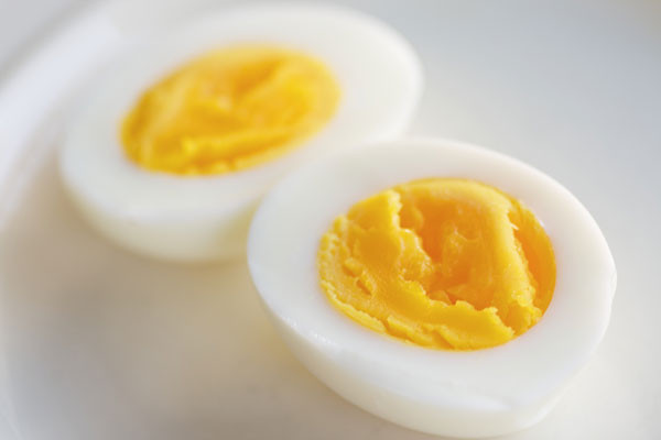Ăn trứng vào bữa sáng giúp hạn chế sự thèm ăn