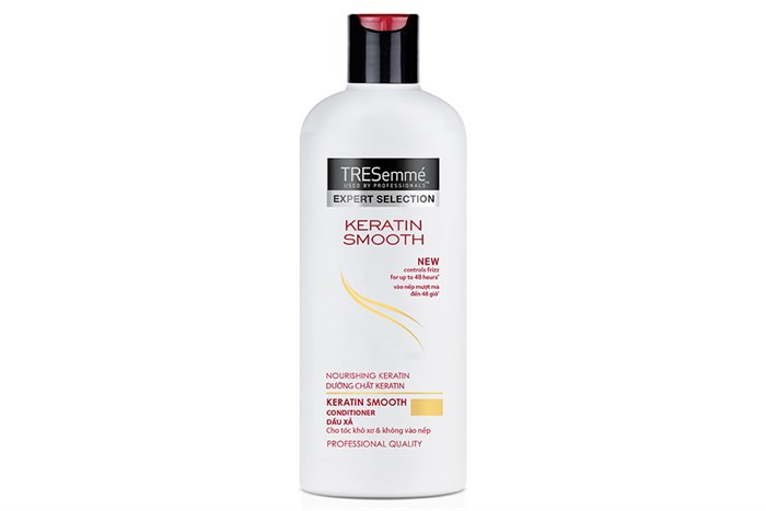 Dầu xả TRESemmé Keratin Smooth