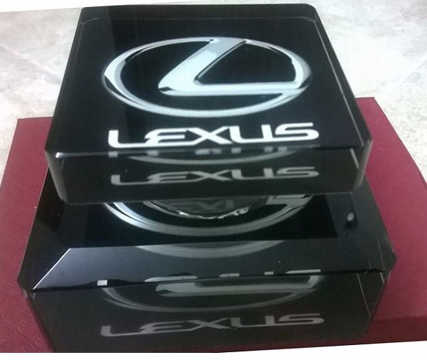 Nước hoa ô tô logo Lexus