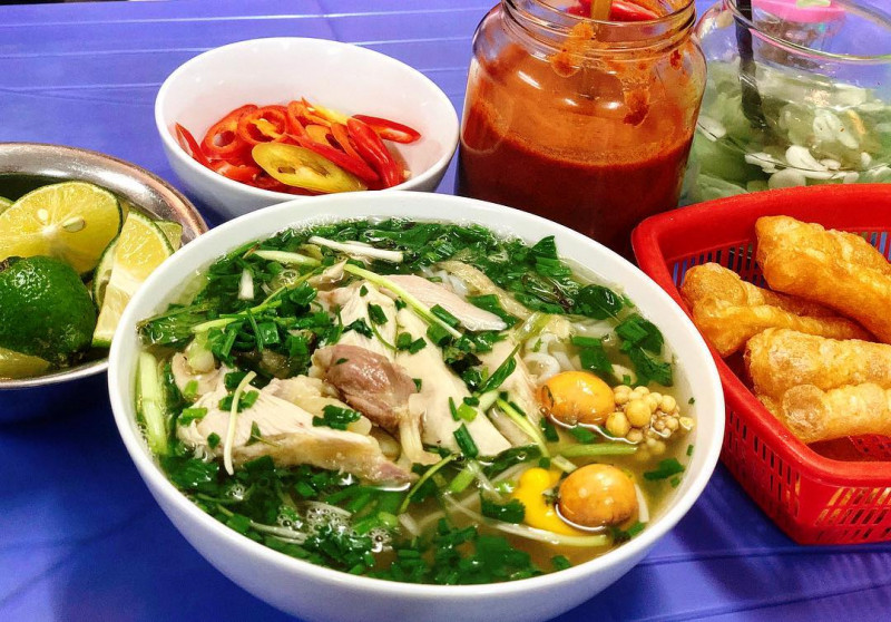 Phở gà Châm - Yên Ninh