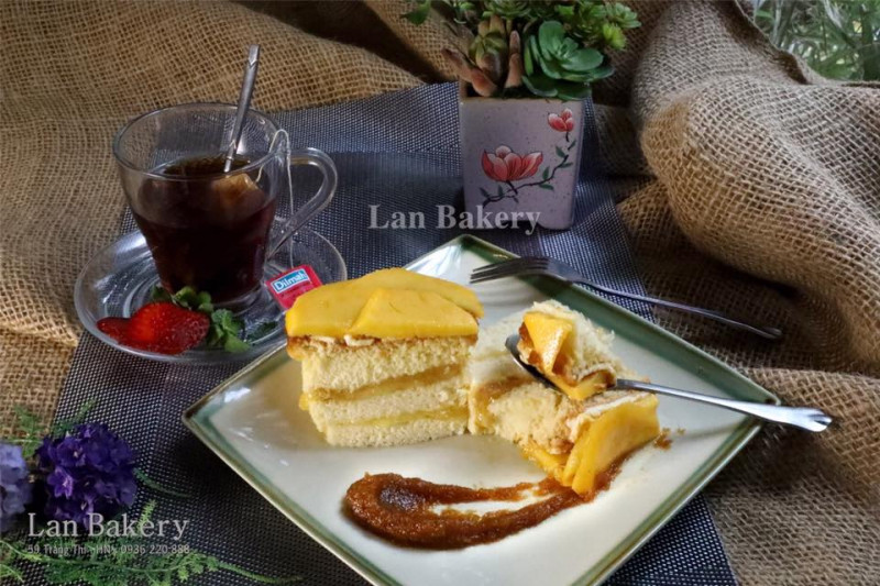 Lan Bakery