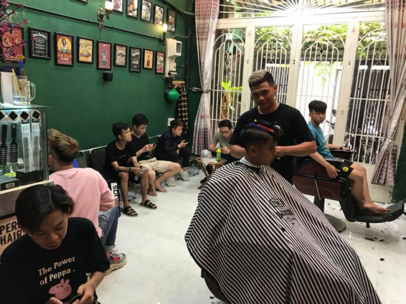 Top 9 tiệm cắt tóc nam đẹp uy tín tại Quận Tân Bình TPHCM 2023   Top10CongTy