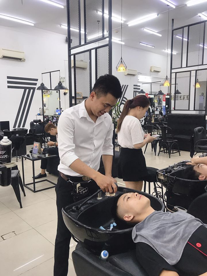 Tiệm cắt tóc nam đẹp và chất lượng nhất quận Tân Phú TP HCM