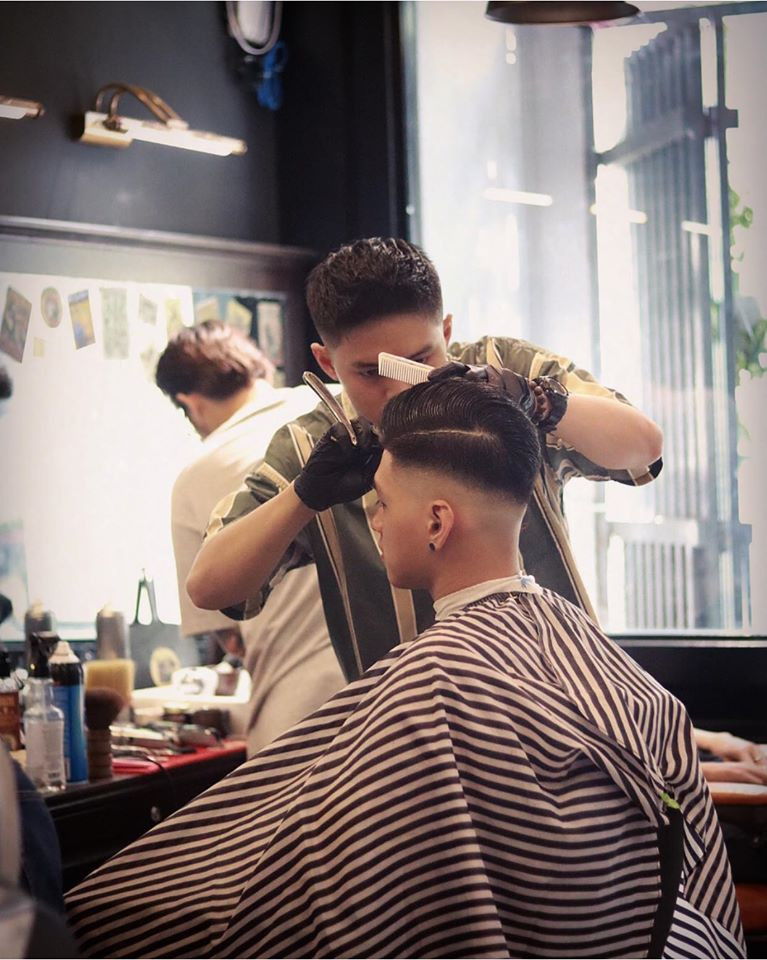 Woodland & Shave Barbershop luôn cố gắng tìm tòi những kiểu tóc mới, nâng cao tay nghề, kinh nghiệm để phục vụ và làm hài lòng mọi tầng lớp khách hàng