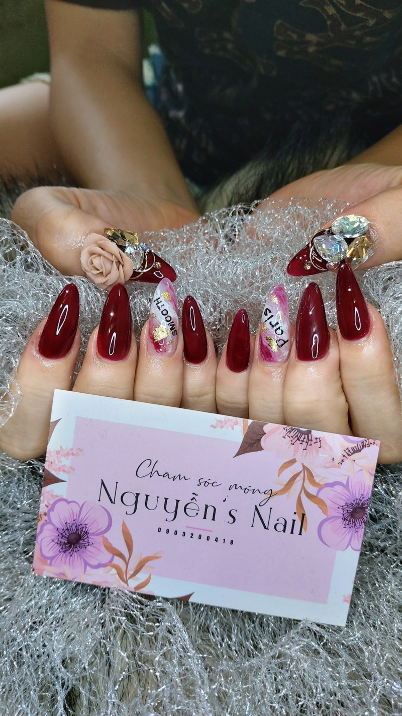 Nguyễn's Nail