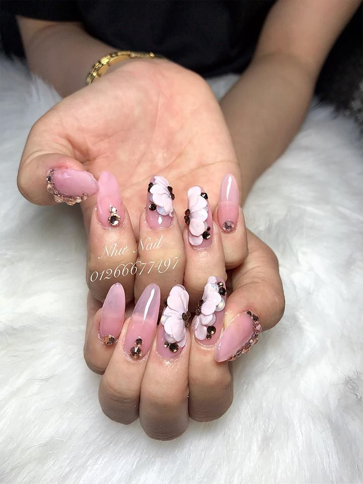 Như Nail