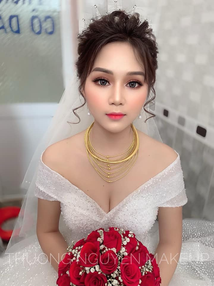 Thương Nguyễn Make Up