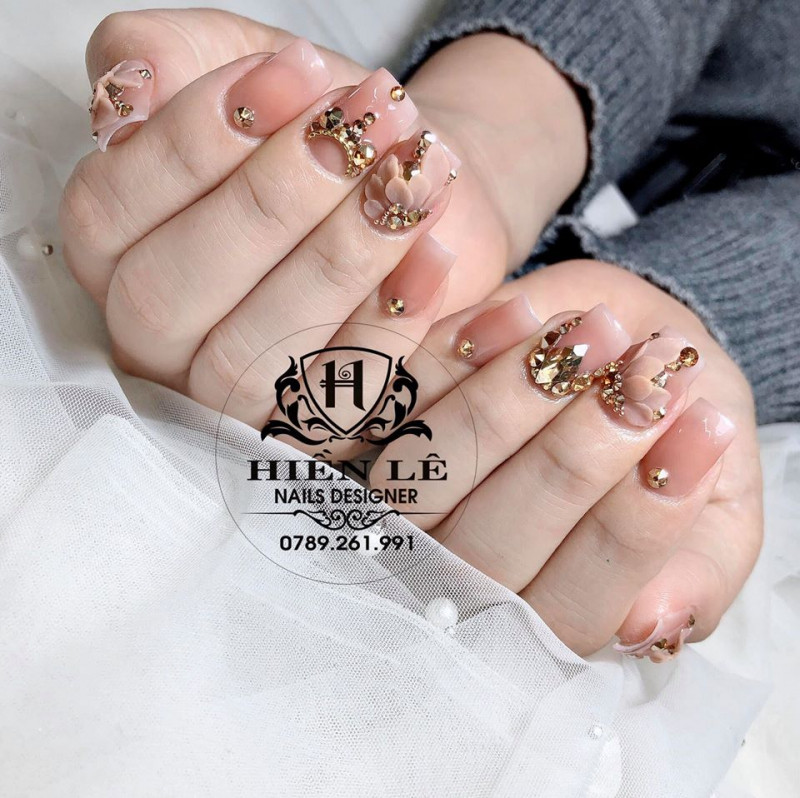 Academy Nails Hiền Lê.