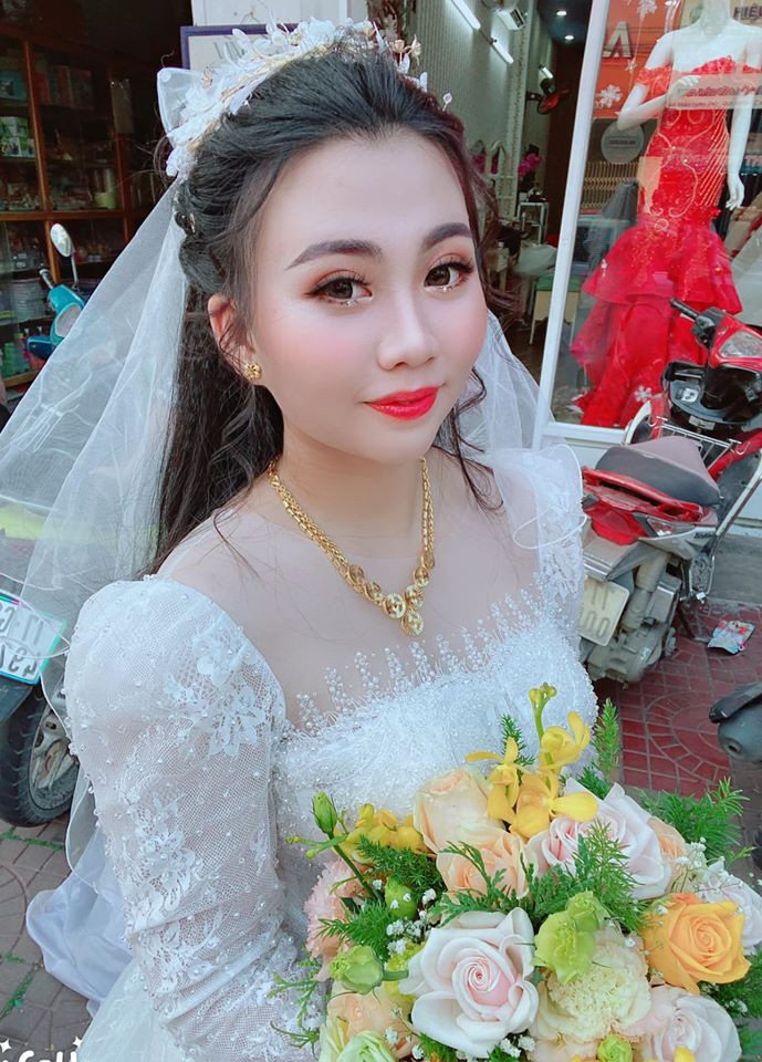 Hồng Nhung Bridals