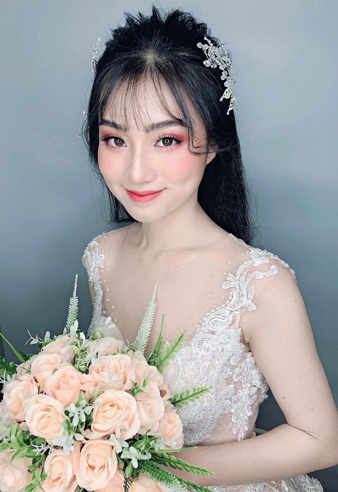 Thu Hương makeup