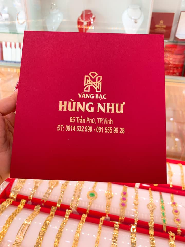 Tiệm vàng bạc Hùng Như