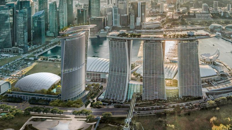 Marina Bay Sands ﻿là một khu phức hợp bao gồm khách sạn, trung tâm thương mại kết hợp casino của Singapore