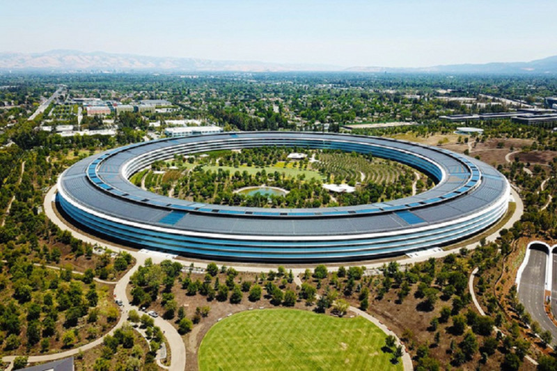 Trụ sở của Apple có tổng diện tích là 700.000m2 và có giá trị lên tới 5 tỷ USD