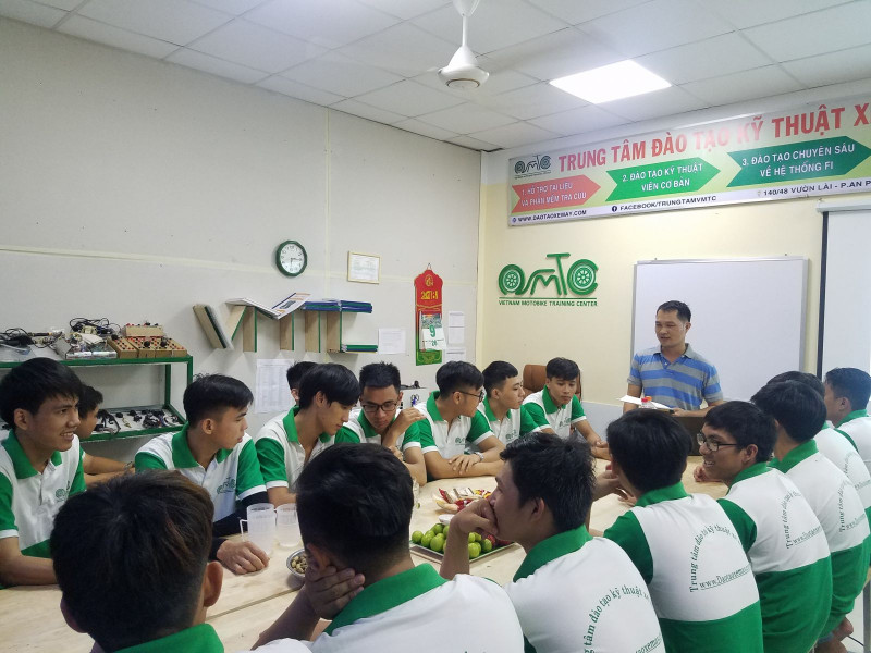Trung tâm Đào tạo kỹ thuật xe máy Việt Nam