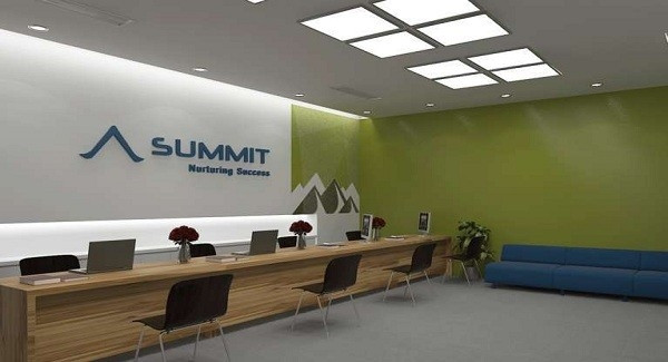 Trung tâm Summit Education Services (SES)