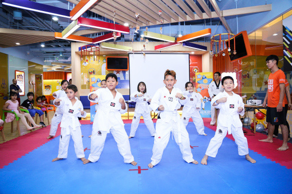 Học viện CaliKids