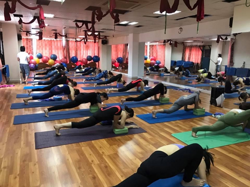 Trung tâm chuyên về yoga Bharat Yoga Dance Club